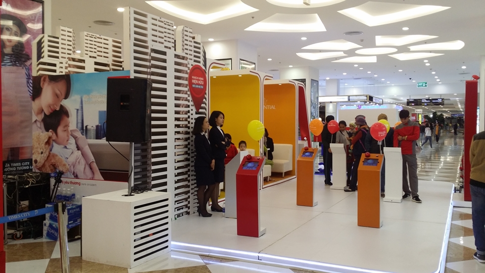 8. Prudential Booth Pop-up Store Pro Ads - new